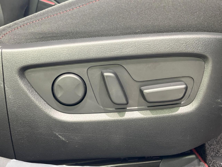 2022 Mazda CX-30 5BA-DMEP (UW-69f1f6c4df602)[19]