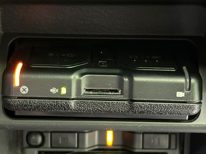 2022 Mazda CX-30 5BA-DMEP (UW-69f1f6c4df602)[25]