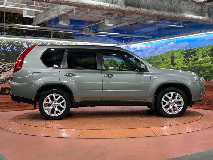 2013 Nissan X-Trail LDA-DNT31 (UW-69f1f6c62707a)[22]