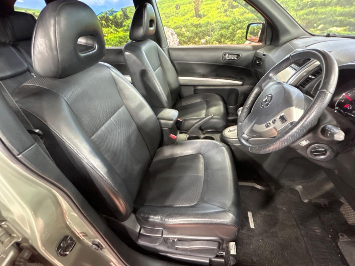 2013 Nissan X-Trail LDA-DNT31 (UW-69f1f6c62707a)[27]