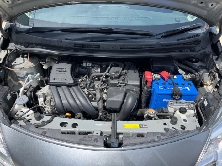 2013 Nissan Note DBA-E12 (UW-69f1f6c6a6266)[4]