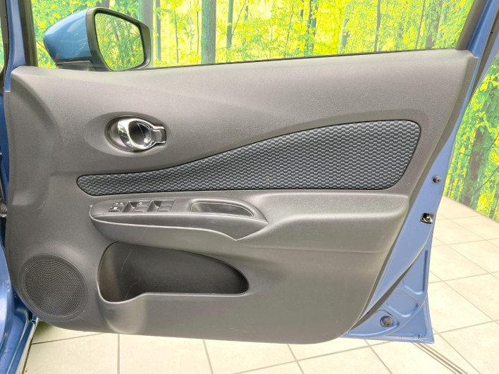 2014 Nissan Note DBA-E12 (UW-69f1f6c6dcc29)[29]