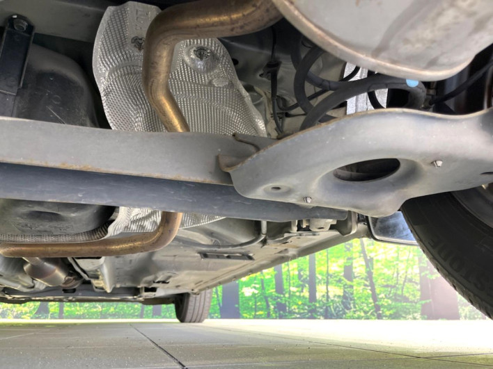 2015 Nissan Note DBA-E12 (UW-69f1f6c859d1a)[25]