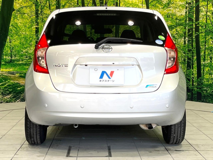 2015 Nissan Note DBA-E12 (UW-69f1f6c859d1a)[28]