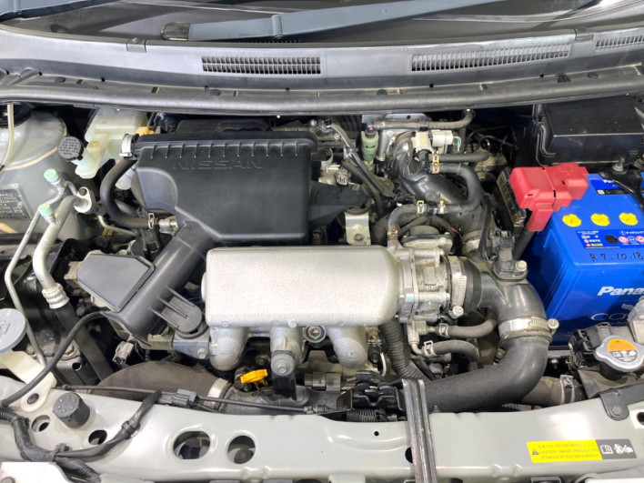 2015 Nissan Note DBA-E12 (UW-69f1f6c859d1a)[4]