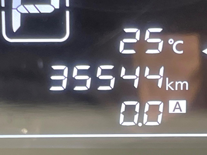 2015 Nissan Note DBA-E12 (UW-69f1f6c859d1a)[2]