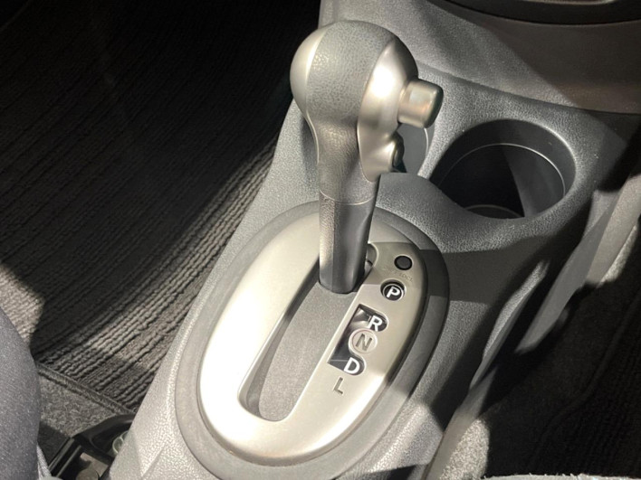 2015 Nissan Note DBA-E12 (UW-69f1f6c889e2b)[20]