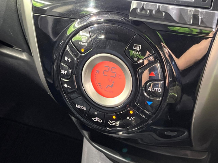 2015 Nissan Note DBA-E12 (UW-69f1f6c889e2b)[21]