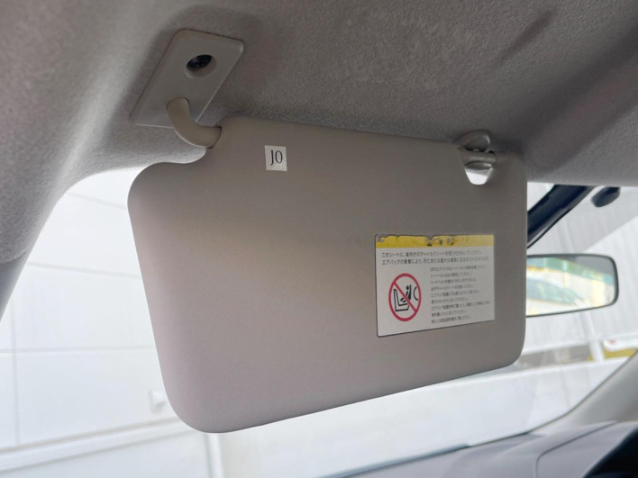 2015 Nissan Note DBA-E12 (UW-69f1f6c894f7f)[24]