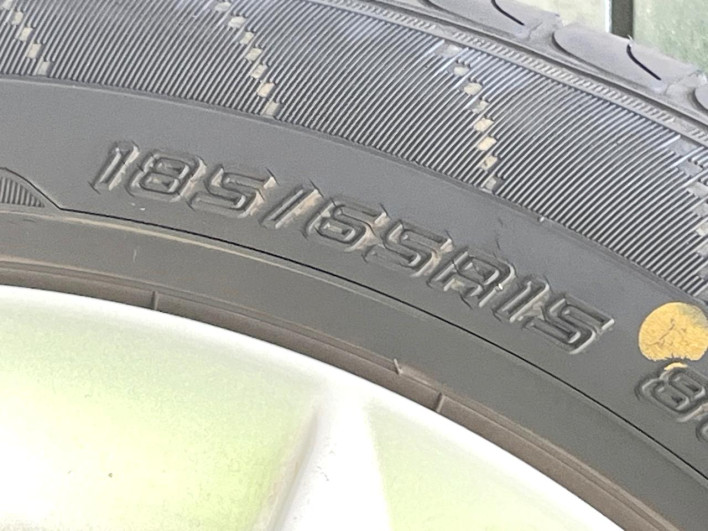 2015 Nissan Note DBA-E12 (UW-69f1f6c8e7eaf)[12]