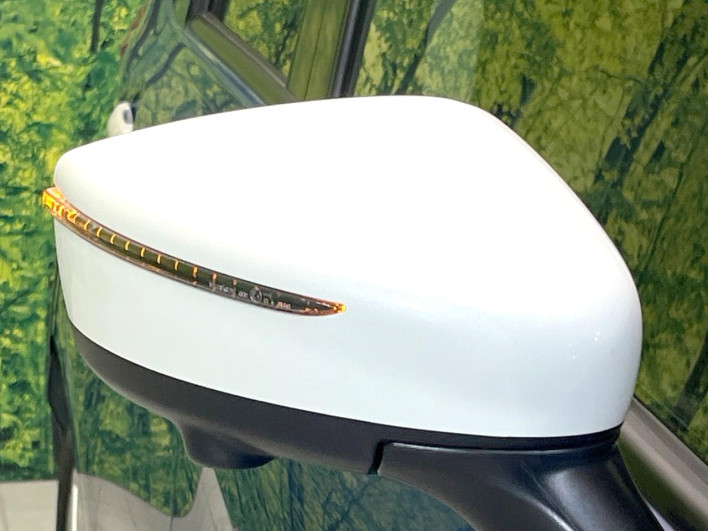 2015 Nissan Note DBA-E12 (UW-69f1f6c8e7eaf)[5]