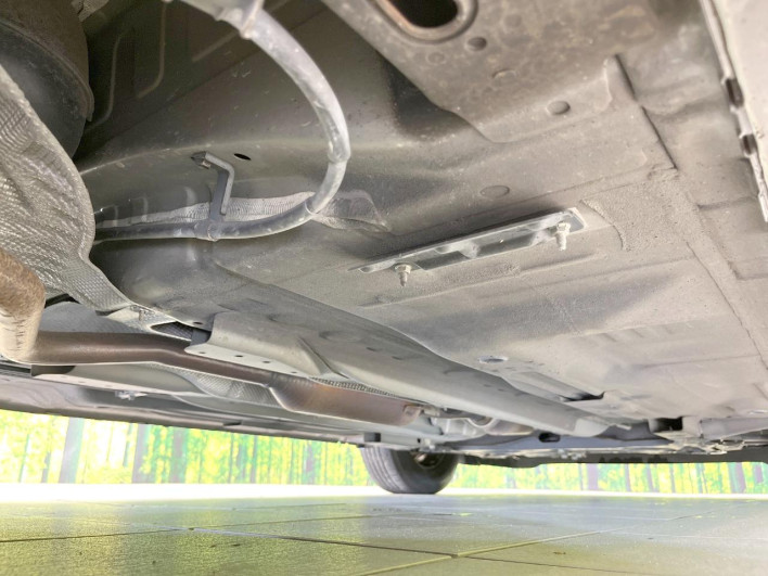 2016 Nissan Note DBA-E12 (UW-69f1f6ca35ecd)[21]