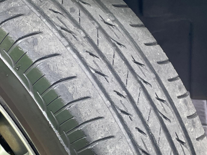 2016 Nissan Note DBA-E12 (UW-69f1f6ca7d766)[25]