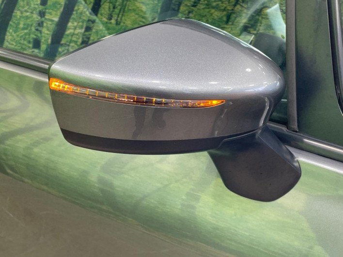 2016 Nissan Note DBA-E12 (UW-69f1f6ca7d766)[21]