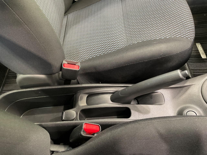 2016 Nissan Note DBA-E12 (UW-69f1f6ca7d766)[9]