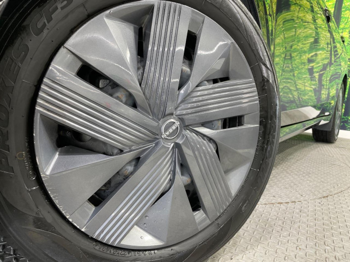 2021 Nissan Note 6AA-E13 (UW-69f1f6cb3c506)[8]