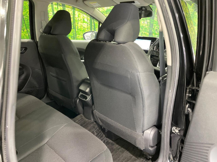 2021 Nissan Note 6AA-E13 (UW-69f1f6cb3c506)[24]