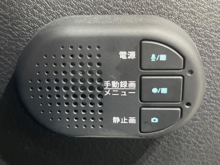 2021 Nissan Note 6AA-E13 (UW-69f1f6cb3f603)[24]