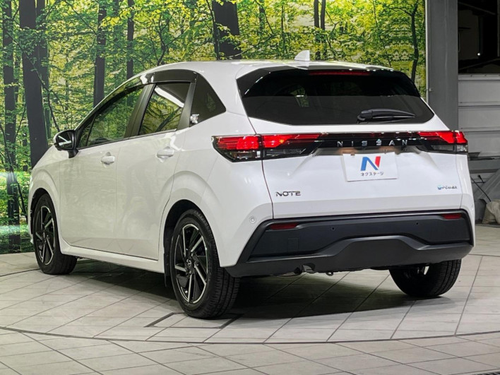 2021 Nissan Note 6AA-E13 (UW-69f1f6cb3f603)[7]