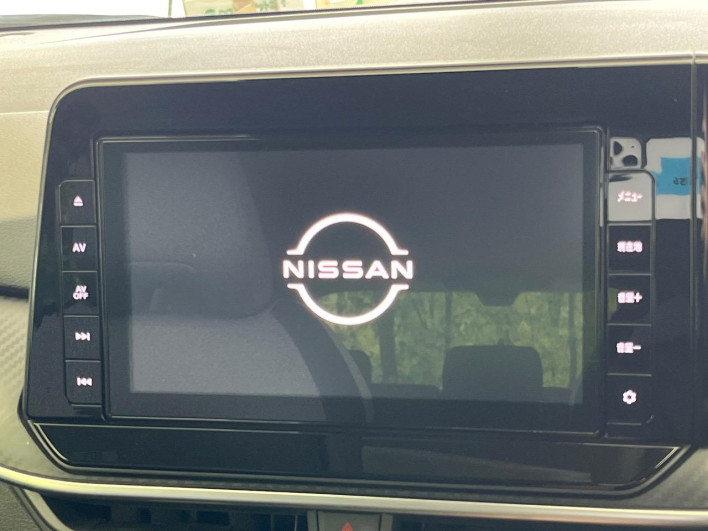 2021 Nissan Note 6AA-E13 (UW-69f1f6cc4f0d9)[5]