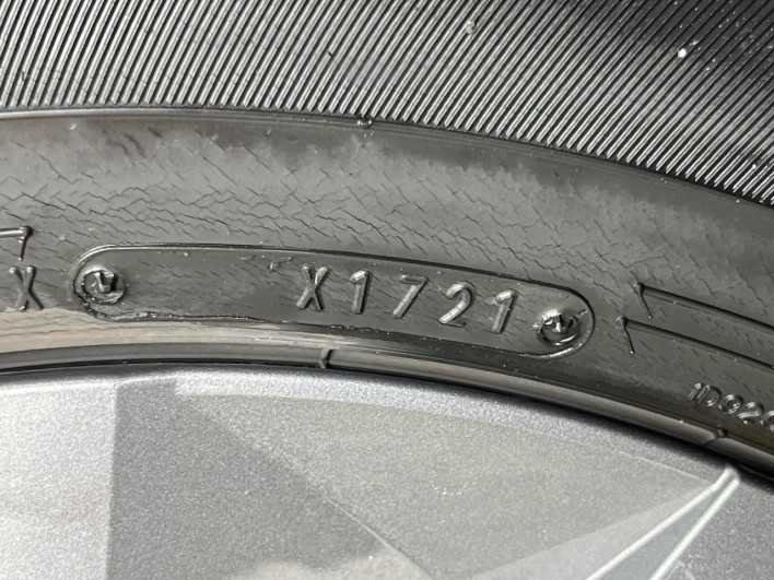 2021 Nissan Note 6AA-E13 (UW-69f1f6cc4f0d9)[20]