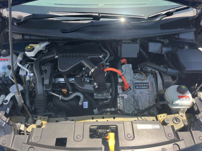 2021 Nissan Note 6AA-E13 (UW-69f1f6cc95a0b)[5]