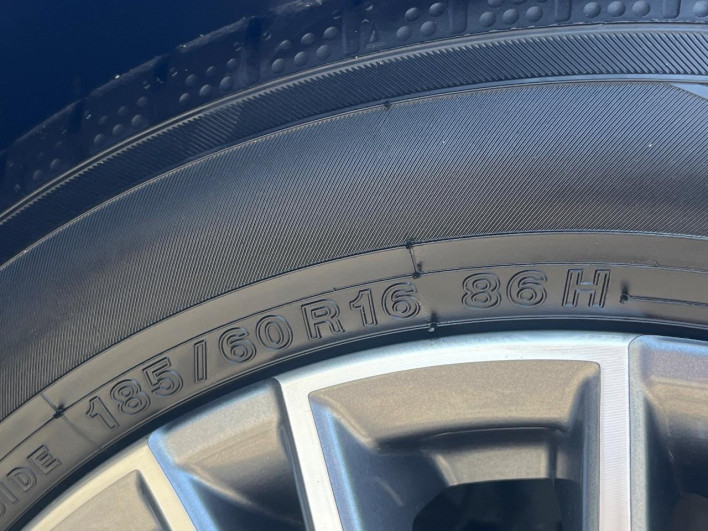 2021 Nissan Note 6AA-E13 (UW-69f1f6cc95a0b)[8]