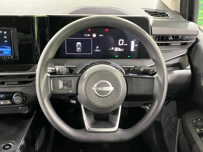 2022 Nissan Note 6AA-E13 (UW-69f1f6ccea854)[29]