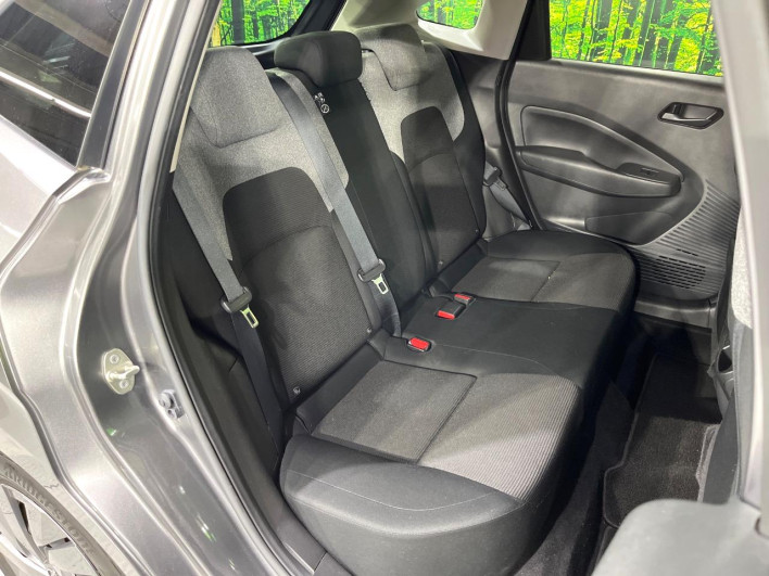 2022 Nissan Note 6AA-E13 (UW-69f1f6ccea854)[24]