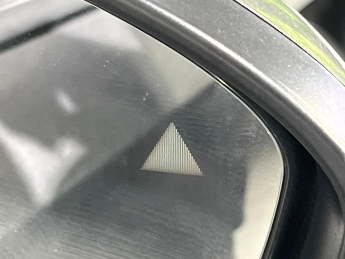 2022 Nissan Note 6AA-E13 (UW-69f1f6ccea854)[22]