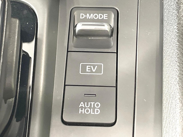 2022 Nissan Note 6AA-E13 (UW-69f1f6cd8c4f1)[18]