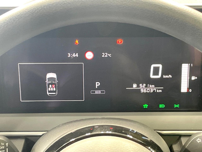 2022 Nissan Note 6AA-E13 (UW-69f1f6cd8c4f1)[29]