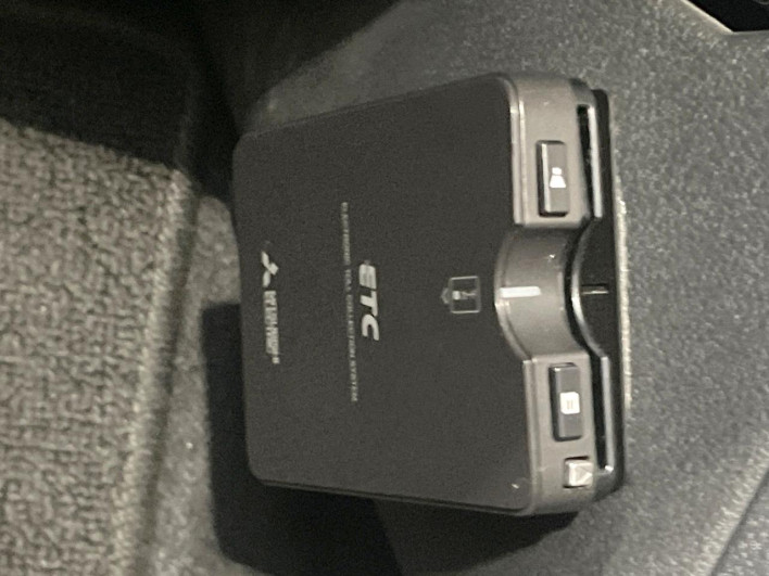 2022 Nissan Note 6AA-E13 (UW-69f1f6cd8c4f1)[22]