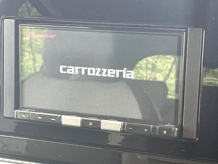 2022 Nissan Note 6AA-E13 (UW-69f1f6cd8c4f1)[23]