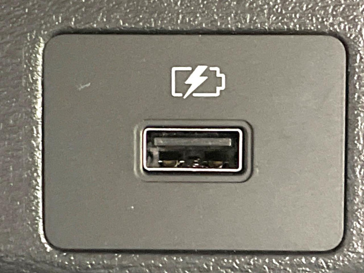 2023 Nissan Aura 6AA-FE13 (UW-69f1f6cfbe57f)[6]