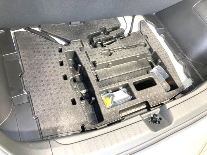 2024 Nissan Aura 6AA-FE13 (UW-69f1f6cfd2bae)[24]