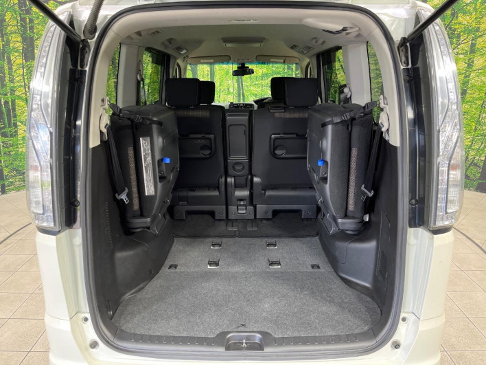 2015 Nissan Serena DBA-FNC26 (UW-69f1f6d1d2fe9)[5]