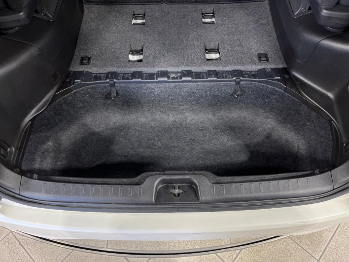 2015 Nissan Serena DBA-FNC26 (UW-69f1f6d1d2fe9)[6]