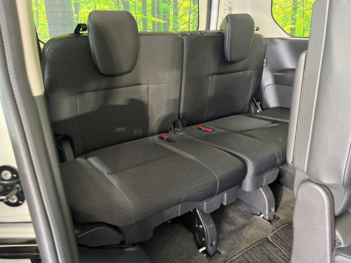 2023 Nissan Serena 5BA-FNC28 (UW-69f1f6d24e727)[12]