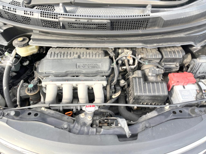 2010 Honda Freed DBA-GB3 (UW-69f1f6d364306)[4]