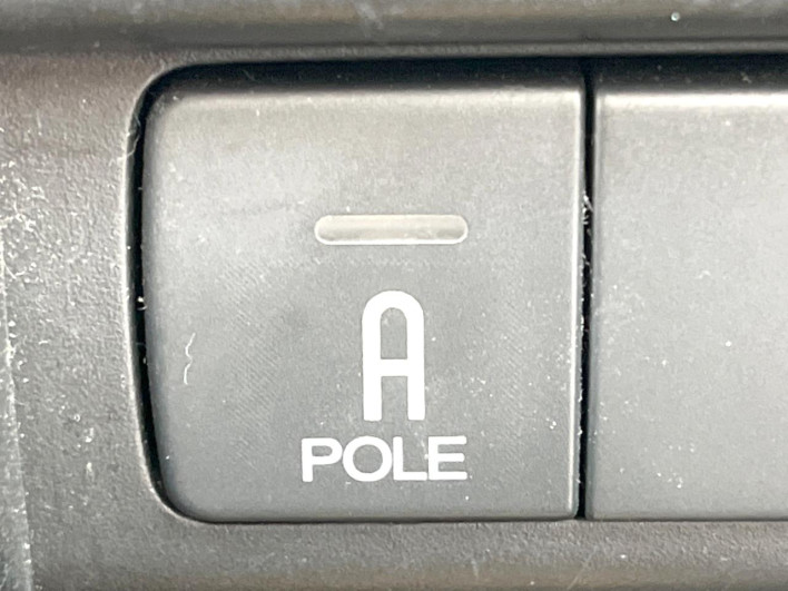 2010 Honda Freed DBA-GB3 (UW-69f1f6d364306)[27]