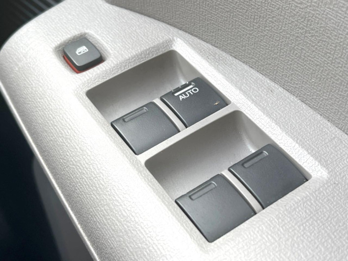 2010 Honda Freed DBA-GB3 (UW-69f1f6d364306)[23]