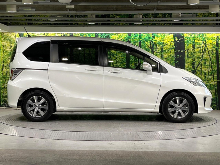 2014 Honda Freed DBA-GB3 (UW-69f1f6d3aecd9)[7]