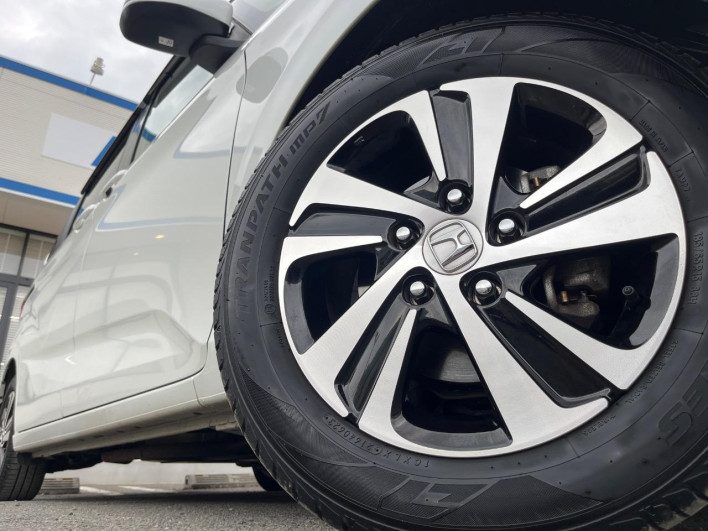 2017 Honda Freed DBA-GB5 (UW-69f1f6d427180)[15]