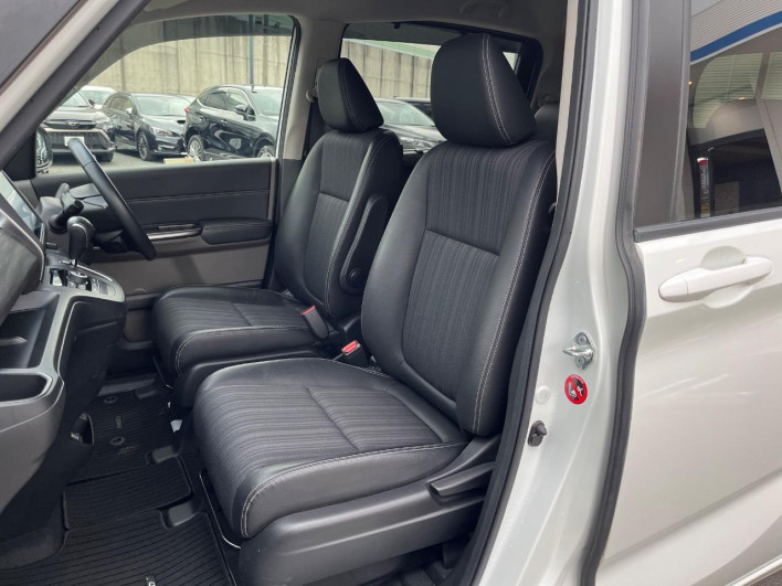 2017 Honda Freed DBA-GB5 (UW-69f1f6d427180)[19]