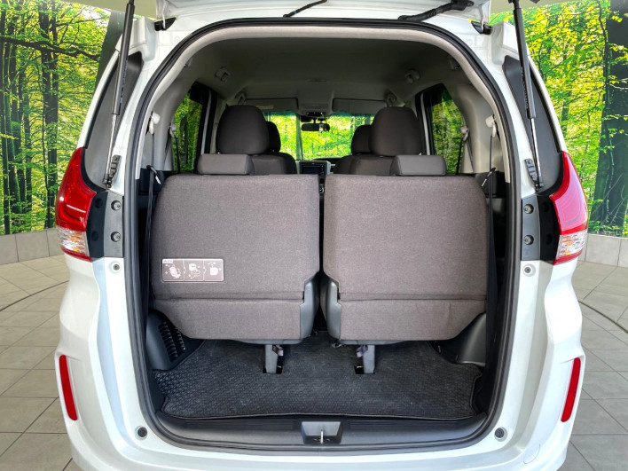 2022 Honda Freed hybrid 6AA-GB7 (UW-69f1f6d4ae7d5)[12]