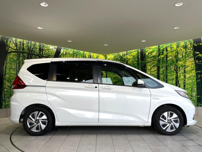 2022 Honda Freed hybrid 6AA-GB7 (UW-69f1f6d4ae7d5)[16]