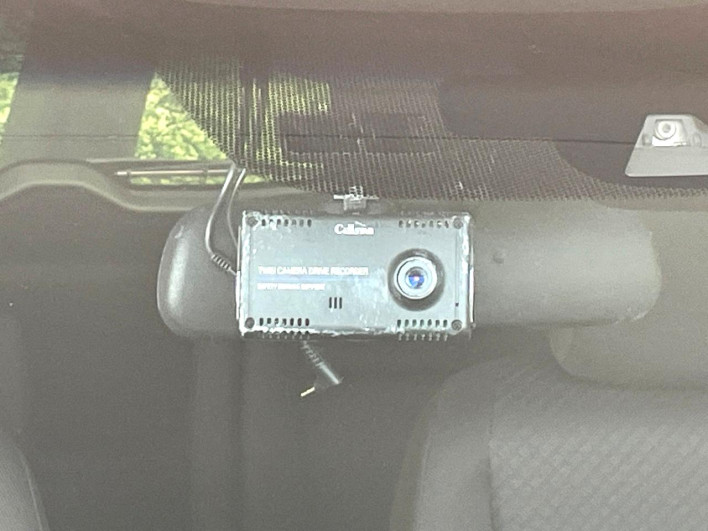 2022 Honda Freed hybrid 6AA-GB7 (UW-69f1f6d4ae7d5)[6]