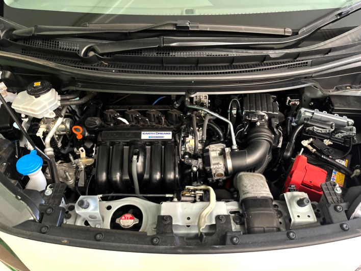 2022 Honda Freed hybrid 6AA-GB7 (UW-69f1f6d563d5a)[4]