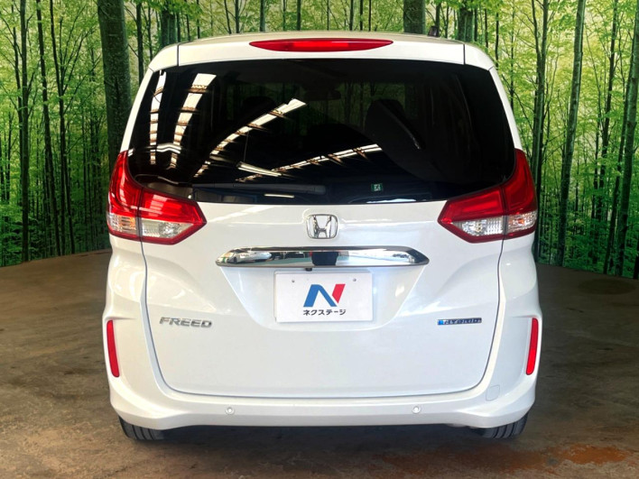 2022 Honda Freed hybrid 6AA-GB7 (UW-69f1f6d563d5a)[29]